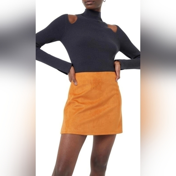 FRENCH Connection PATTY FAUX SUEDE MINISKIRT IN LEATHER BROWN Size 6 NWT - Picture 2 of 9